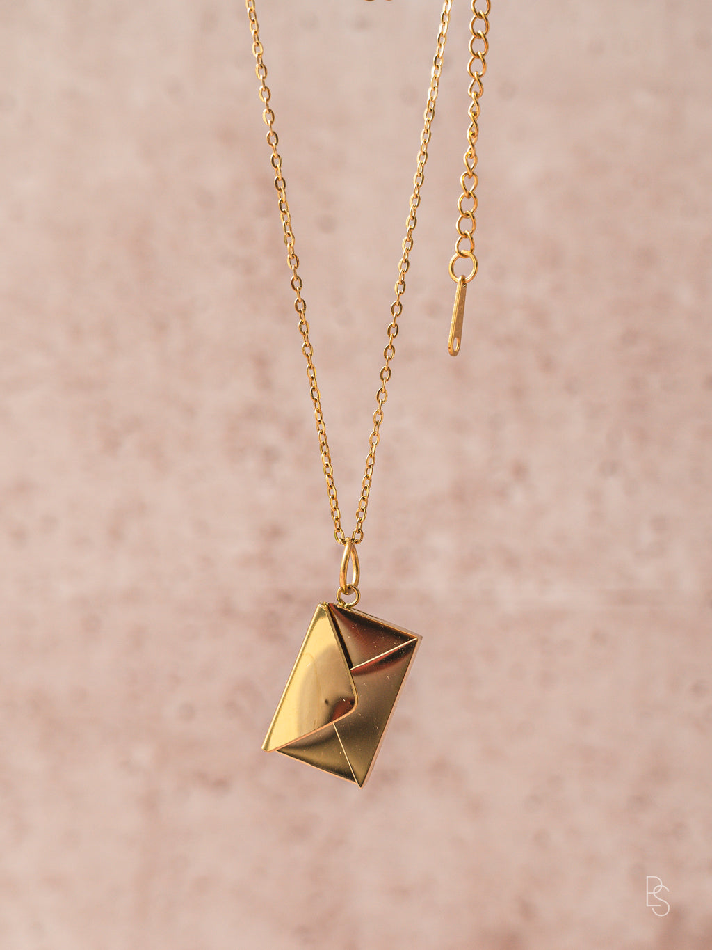 Message Necklace