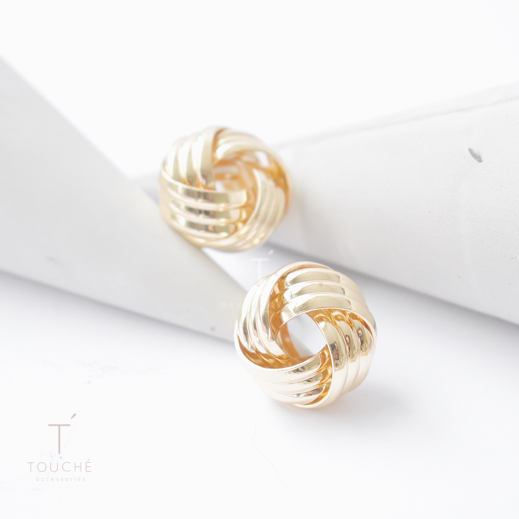 Sahiri Earrings