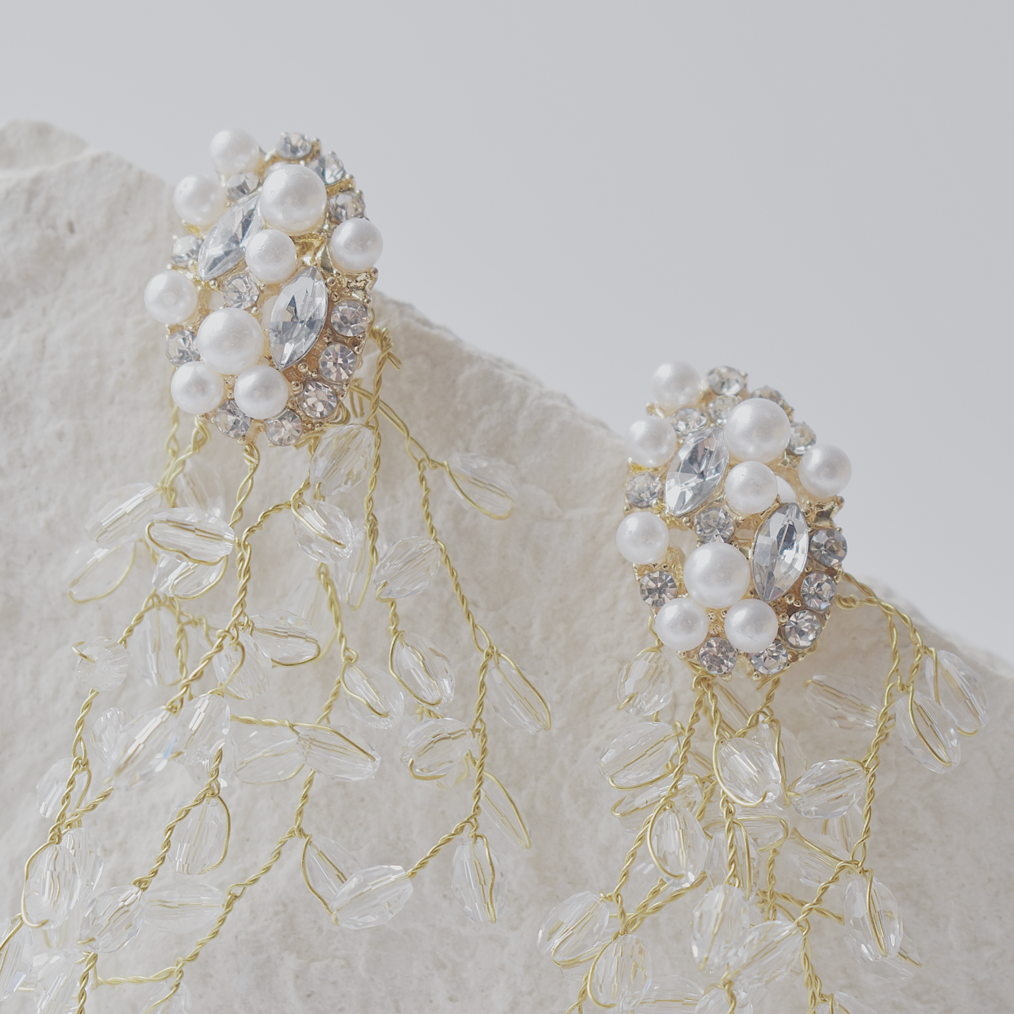 Vesta Earrings