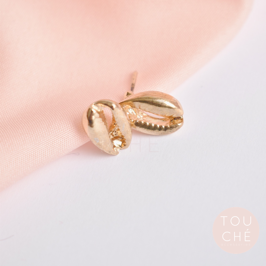 Shell Earrings