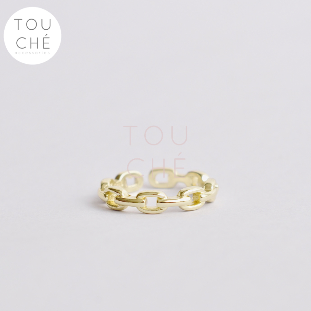Aquila Rectangular Chain Ring