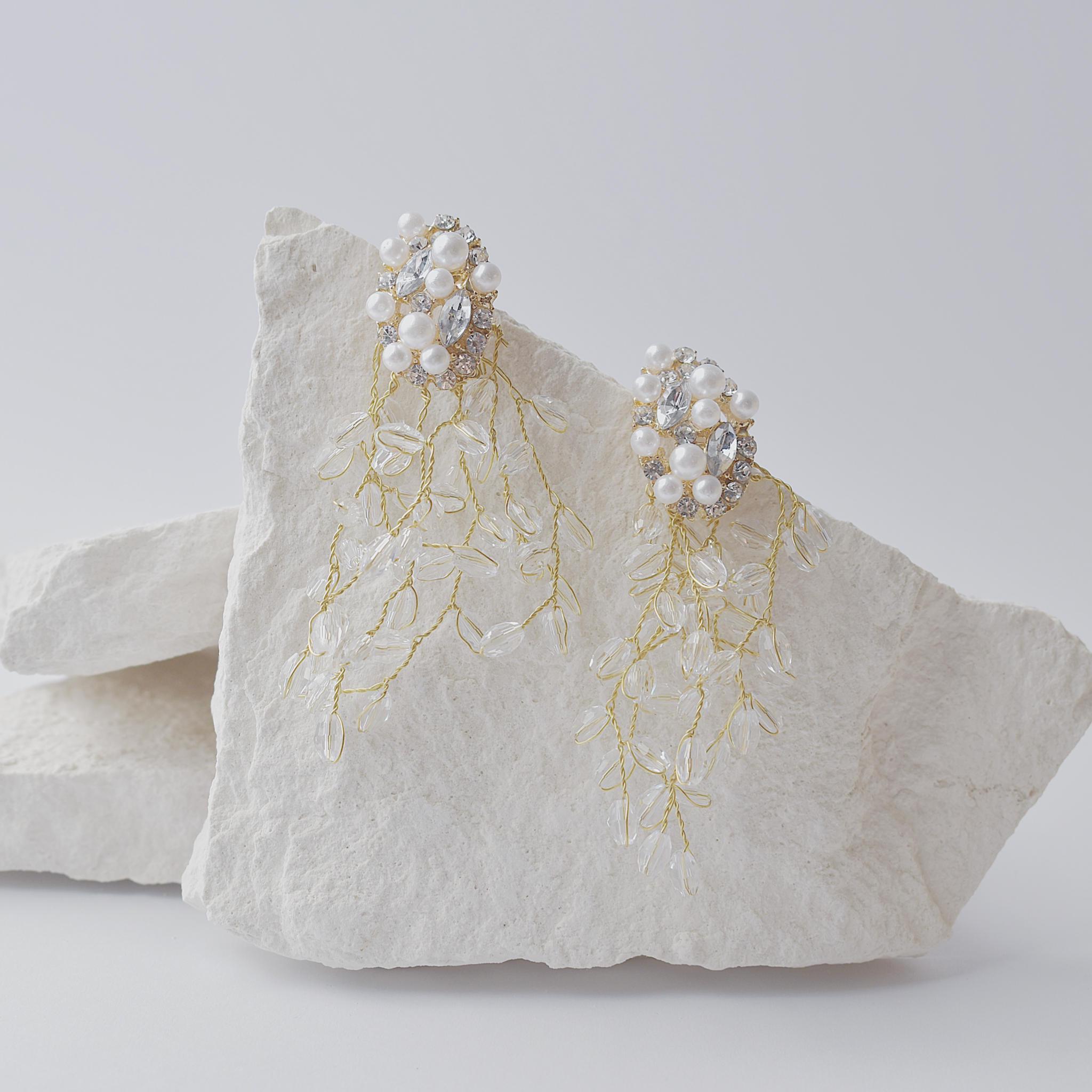 Vesta Earrings