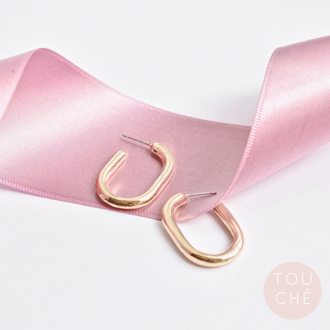 Oval Bold Hoops