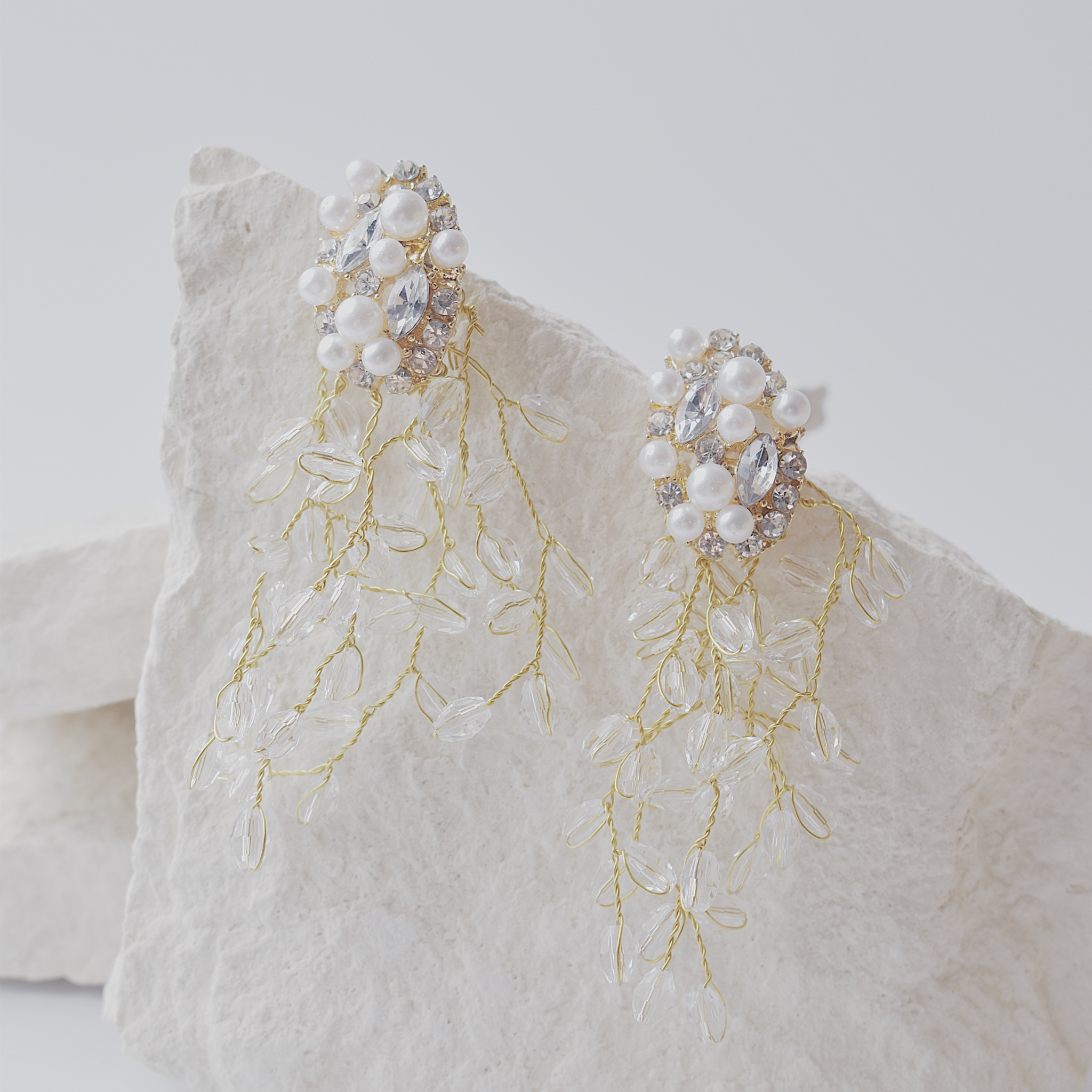 Vesta Earrings
